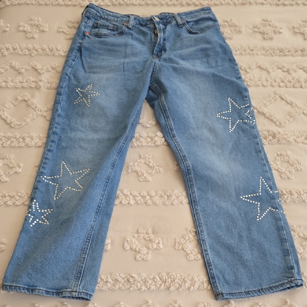 Women's Star-Studded Straight Leg Jeans